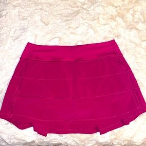 LULULEMON skirt for sale❗️❗️ Basically brand new, never worn. Super comfortable!